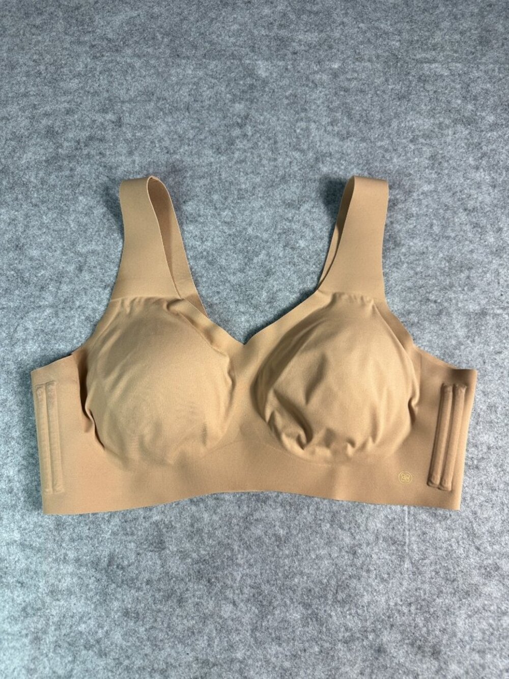 Honeylove V-Neck Wireless Bra 1X Beige Tan Seamless Support LWBR0101